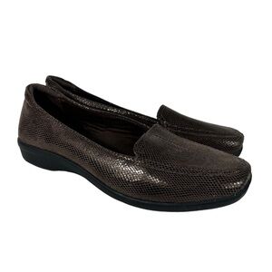 Clark's Soft Cushion Brown Slip On Loafer Suede Snakeskin Upper Casual Shoes 8.5